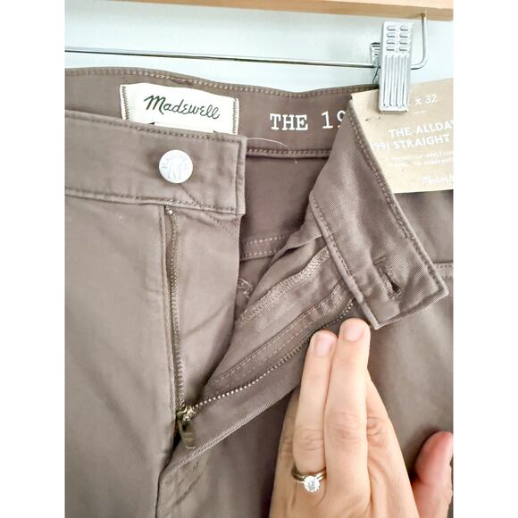 Madewell | NWT | The Allday 1991 Straight-Leg Pant in Driftwood Brown | Sz 31x32 - Picture 5 of 10